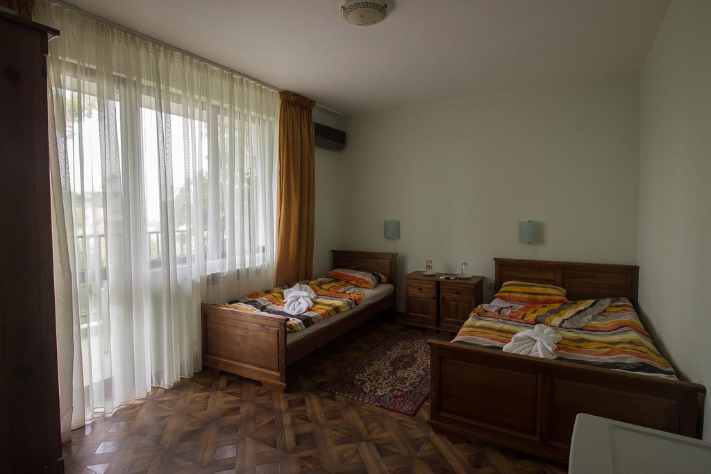 К-Г Луна К-С Лонгоза Комплекс Лонгоза Byala  Buitenkant foto