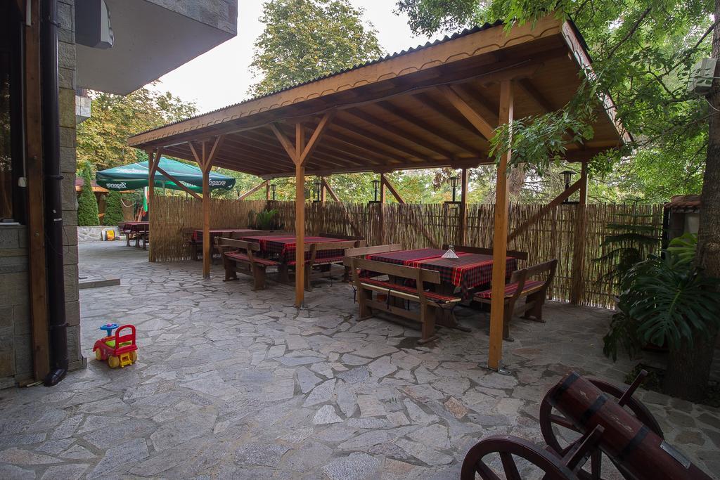 К-Г Луна К-С Лонгоза Комплекс Лонгоза Byala  Buitenkant foto